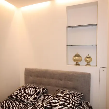 Passy Apartment